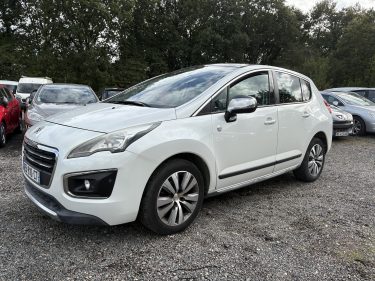 PEUGEOT 3008 2016