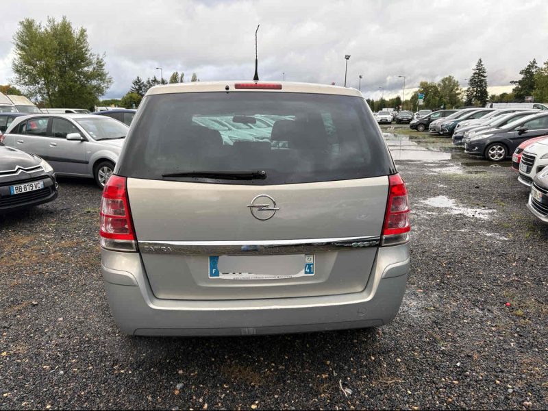 OPEL Zafira B Phase 2 1.7 CDTI 16V DPF 110 cv 7. Places.