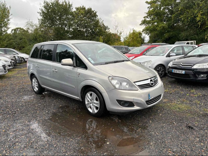 OPEL Zafira B Phase 2 1.7 CDTI 16V DPF 110 cv 7. Places.