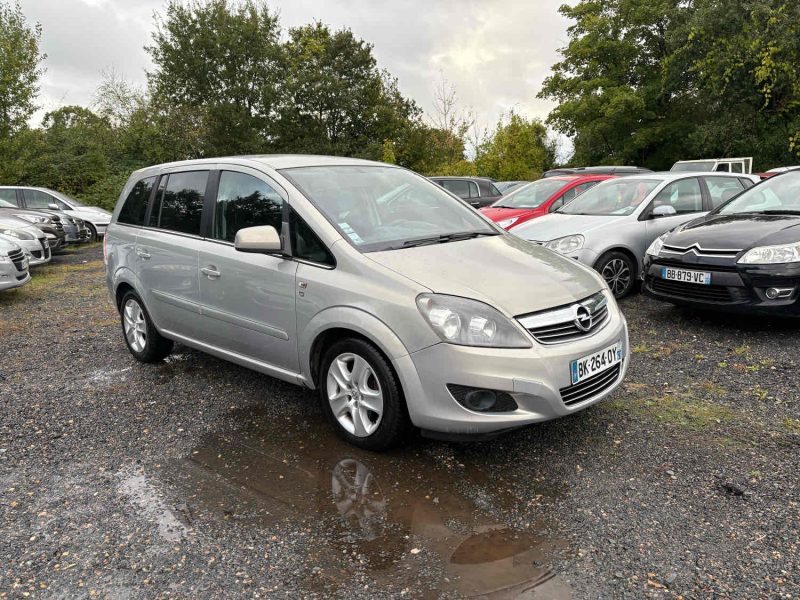 OPEL Zafira B Phase 2 1.7 CDTI 16V DPF 110 cv 7. Places.