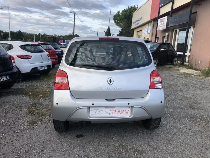 RENAULT TWINGO 2008