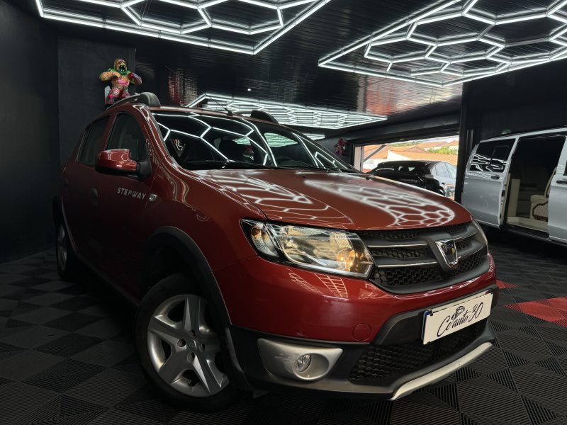 DACIA SANDERO 2013