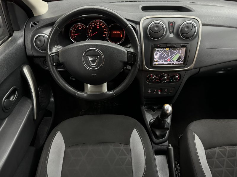 DACIA SANDERO 2013