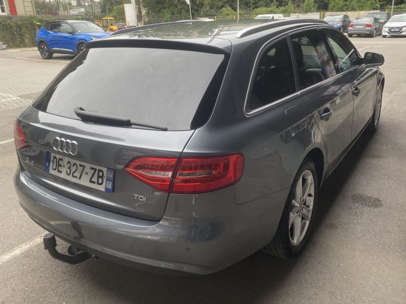 AUDI A4 AVANT 2L TDI 150ch Ambiente 