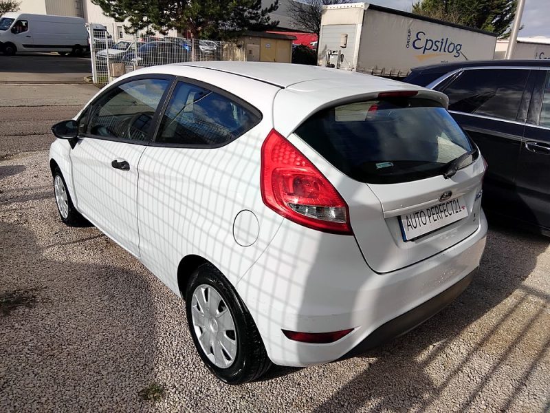 FORD FIESTA 2009