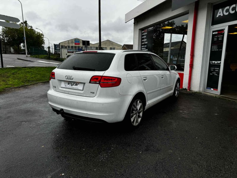 AUDI A3 Sportback 2.0 TDI 140CH AMBITION