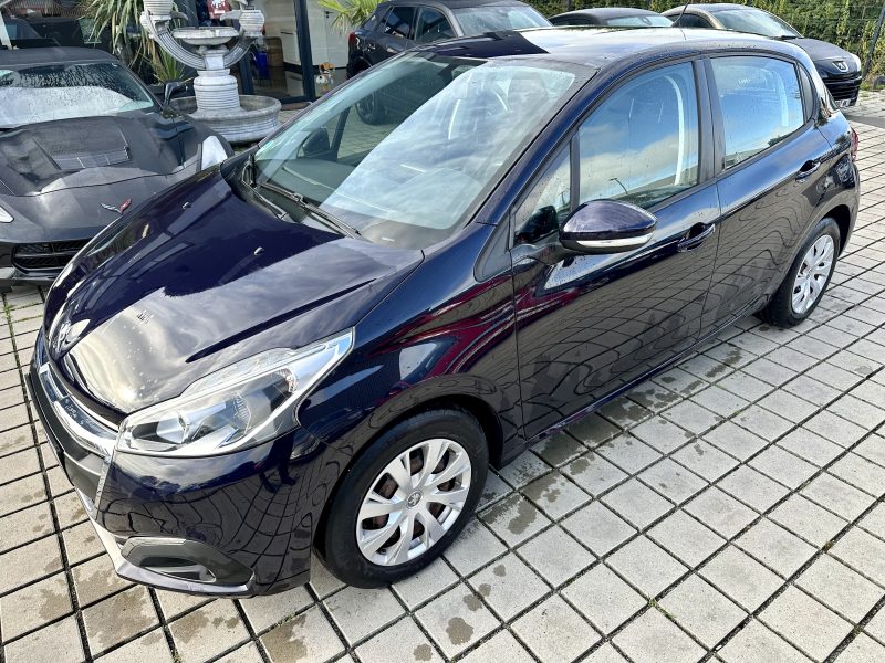 PEUGEOT 208 1.2 PureTech 82CH Pack Allure