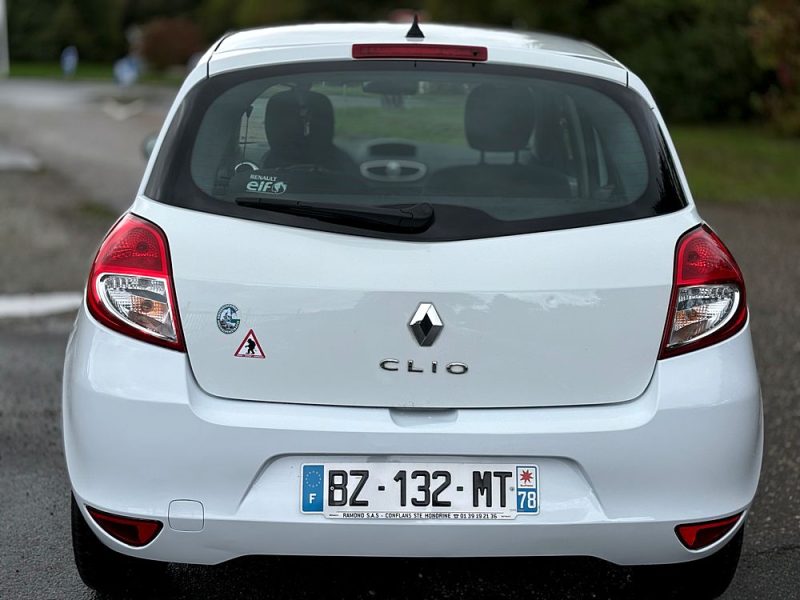 RENAULT CLIO III 1.2 16V 75 PACK CLIM