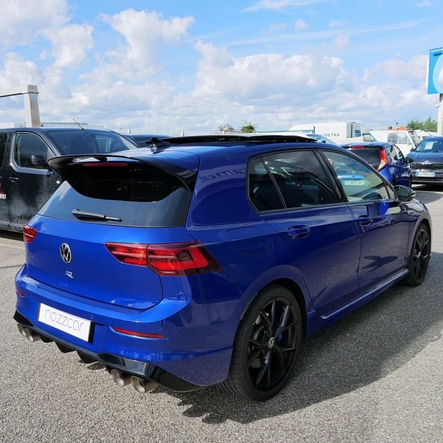 VOLKSWAGEN GOLF VIII 2.0 TSI 320 R DSG7 