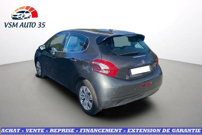 PEUGEOT 208 1.6 HDi 92 Business Pack BVM5