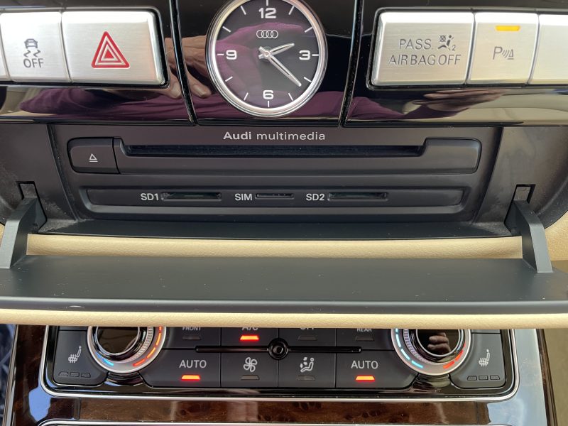 AUDI A8 D4 2014