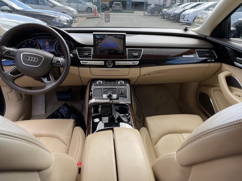 AUDI A8 D4 2014