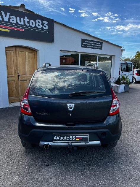 DACIA  SANDERO 20111.6mpi 86cv / Distribution OK / Révisée 