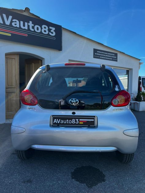 TOYOTA AYGO 2006 1.0 68cv / Moteur à Chaine / CT OK / Révisée 