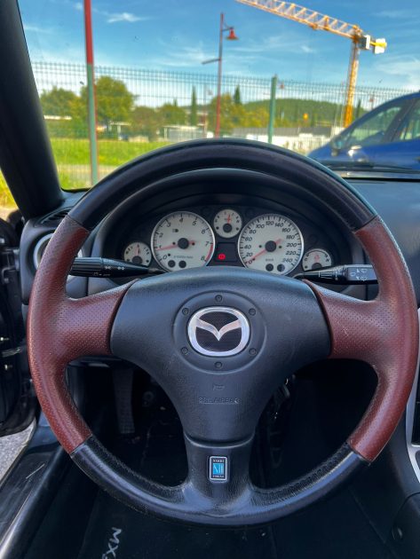 MAZDA  MX-5 2002 1.6i 110CV / Distribution OK / Révisée / Tres bon état 