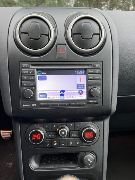 NISSAN QASHQAI 2011