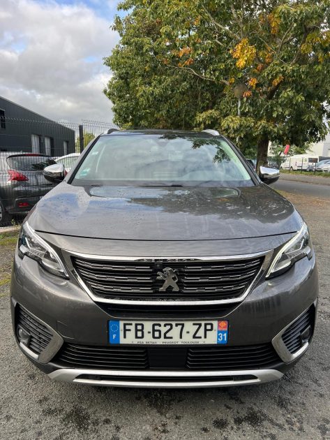 PEUGEOT 5008 II 2018