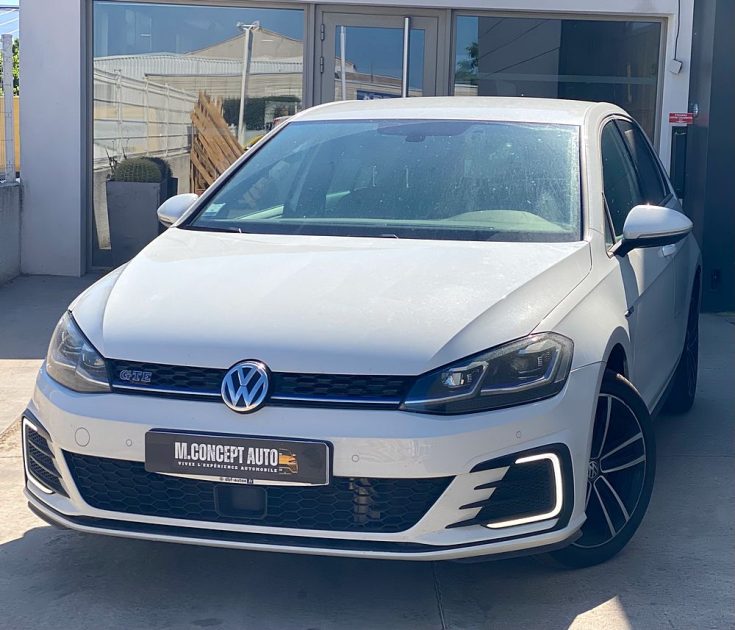 VOLKSWAGEN GOLF 2021