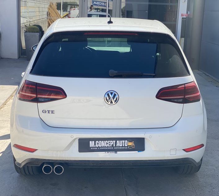 VOLKSWAGEN GOLF 2021