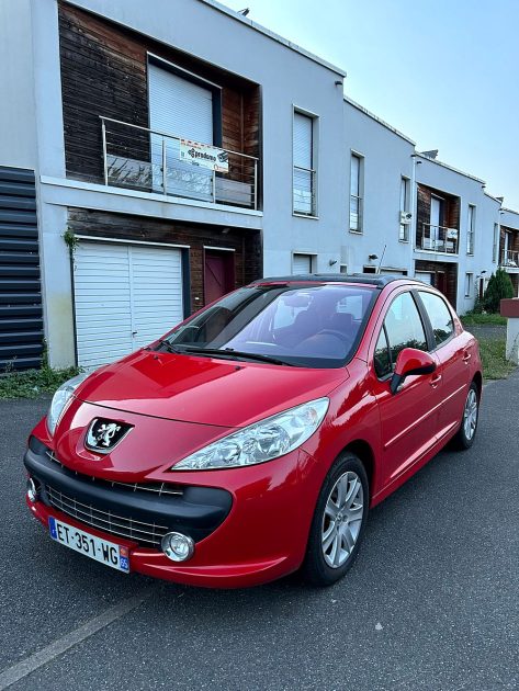 PEUGEOT 207 2008