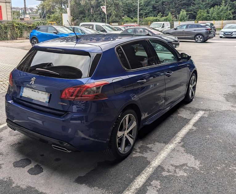 PEUGEOT 308 2020