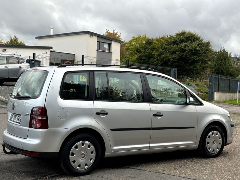 VOLKSWAGEN TOURAN 1.9 TDI 105 TRENDLINE