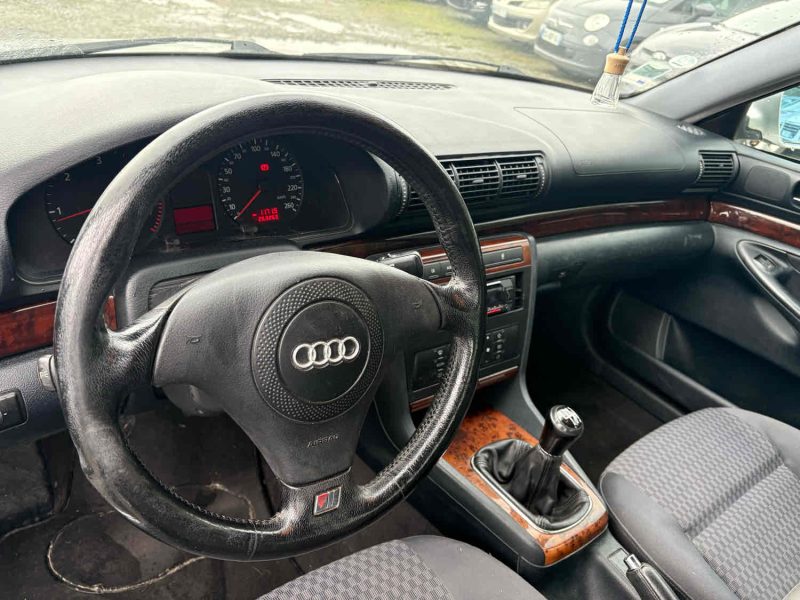 AUDI A4 B5 2001