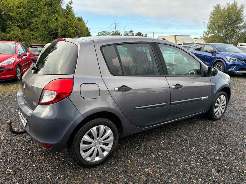 RENAULT CLIO III 2009