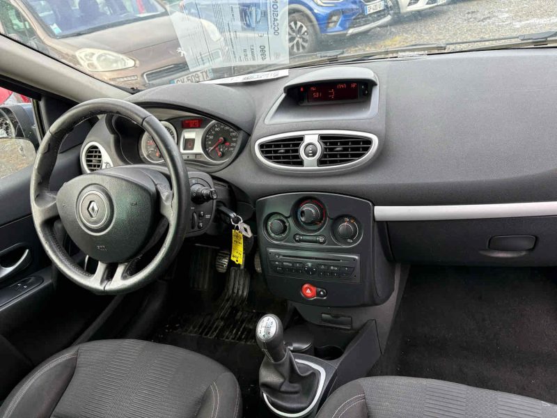 RENAULT CLIO III 2009