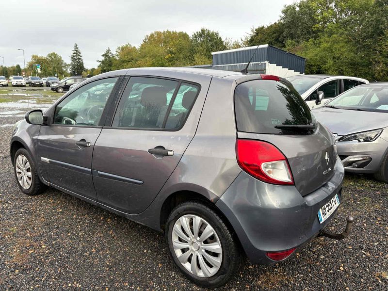 RENAULT CLIO III 2009