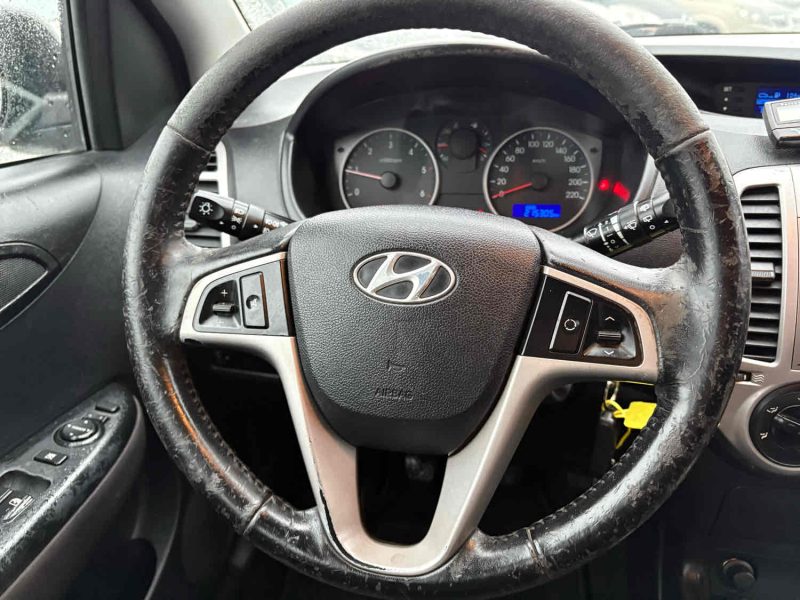 HYUNDAI i20 I 2012