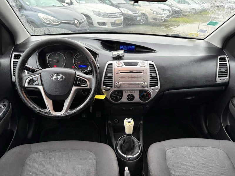 HYUNDAI i20 I 2012