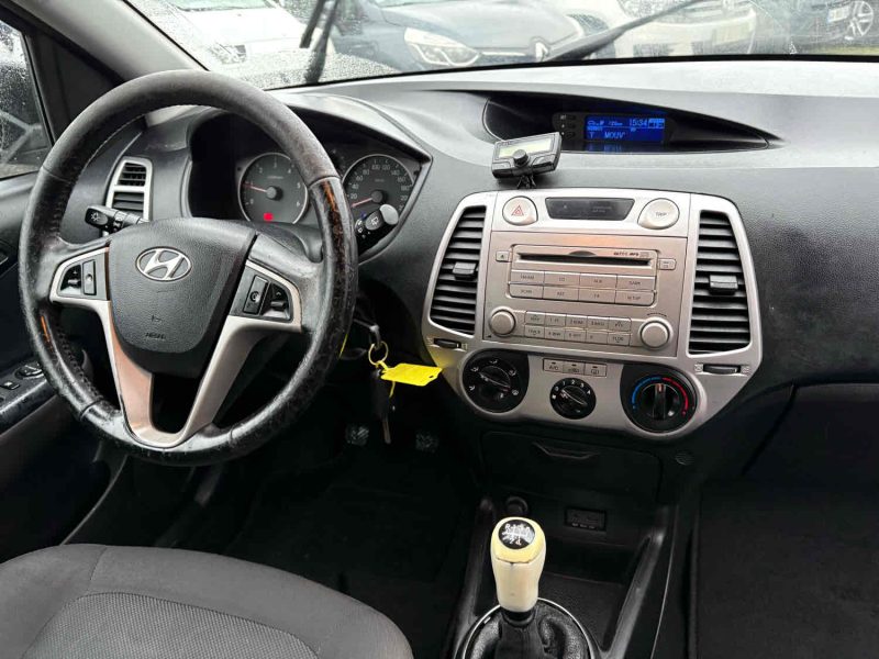 HYUNDAI i20 I 2012