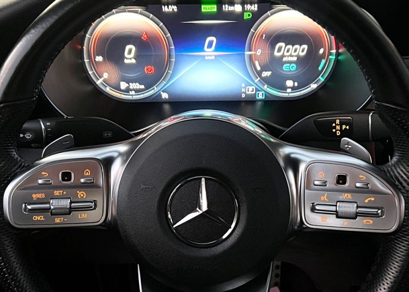 MERCEDES-BENZ CLASSE GLC COUPE PHASE 2 AMG 300 DE 2.0 194 / 306 Cv EQ POWER 4MATIC - Garantie 1 an