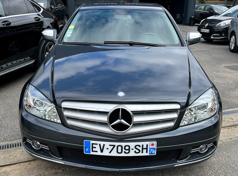 MERCEDES CLASSE C III AVANTGARDE 180 KOMPRESSOR 1.8 156 Cv BOITE AUTO CUIR GPS CAMERA Garantie 1 an