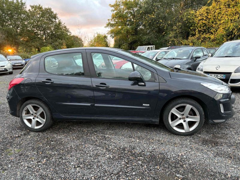 PEUGEOT 308 2009