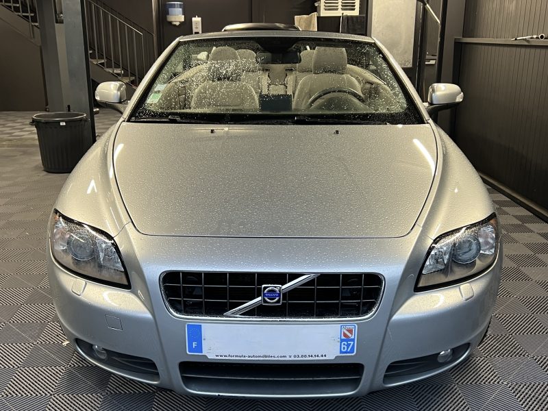 VOLVO C70 CABRIOLET II D5 2.4 5 CYLINDRES 180 Cv CUIR BLUETOOTH REGULATEUR XENONS - GARANTIE 1 AN