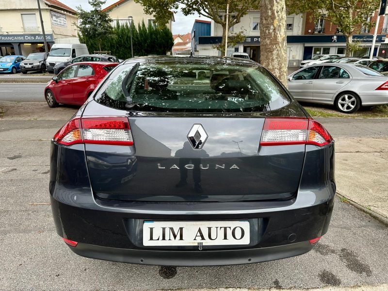 RENAULT LAGUNA 2013