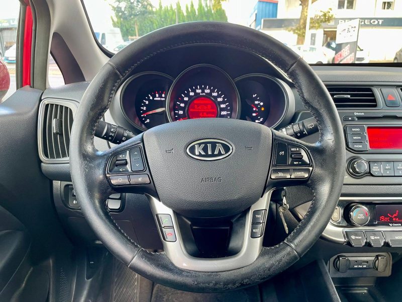 KIA RIO 2011