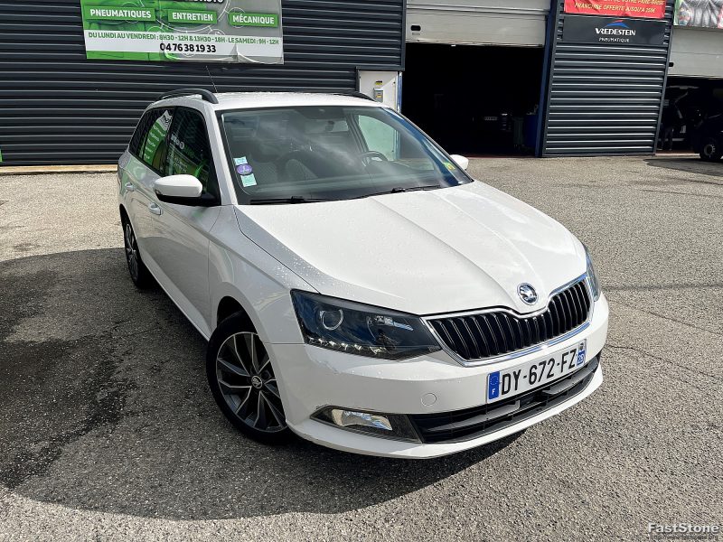 SKODA FABIA 2015