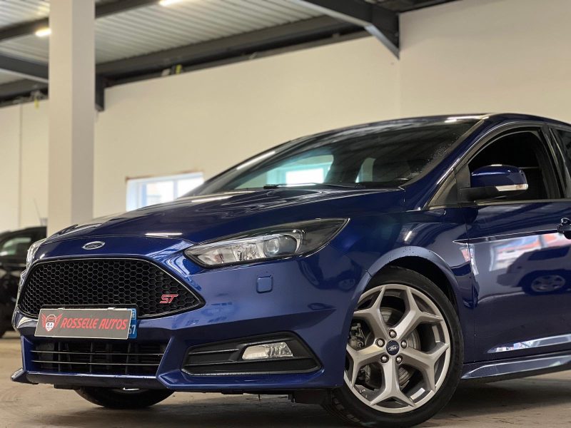 FORD FOCUS ST 2.0 250CH ECOBOOST