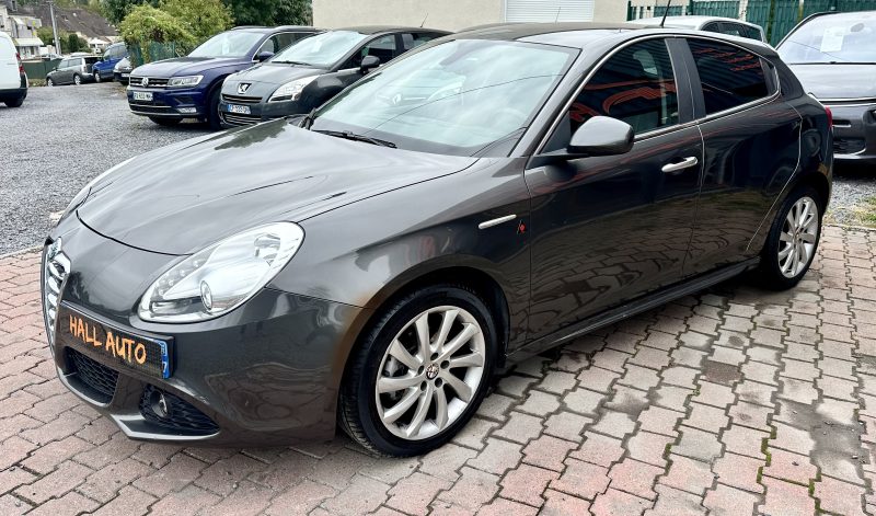 ALFA ROMEO GIULIETTA 1.6L JTDM 105CV *SUPER* / REVISEE_GARANTIE