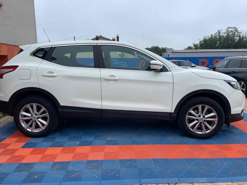 NISSAN QASHQAI 2016 II SUV  1.5 dCi