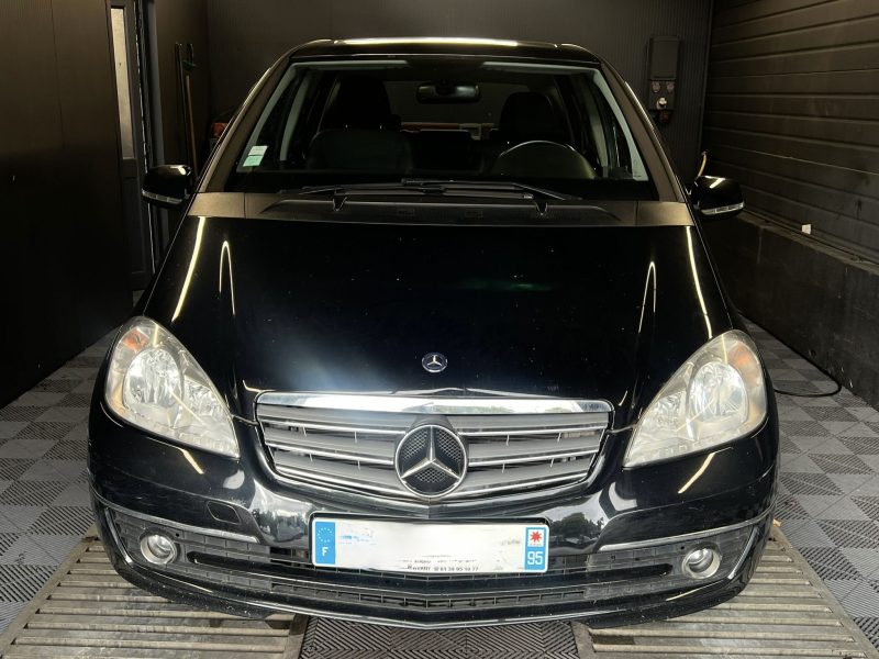 MERCEDES CLASSE A II PHASE 2 160 ELEGANCE 1.5 90 Cv BOITE AUTOMATIQUE TOIT OUVRANT - GARANTIE 1 AN