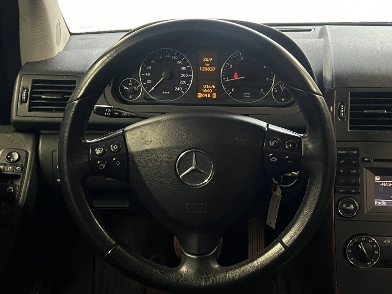 MERCEDES CLASSE A II PHASE 2 160 ELEGANCE 1.5 90 Cv BOITE AUTOMATIQUE TOIT OUVRANT - GARANTIE 1 AN