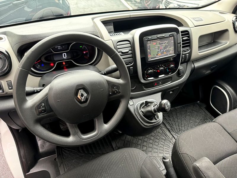 RENAULT TRAFIC 2018