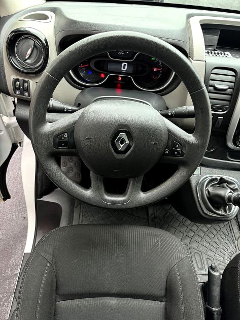 RENAULT TRAFIC 2018