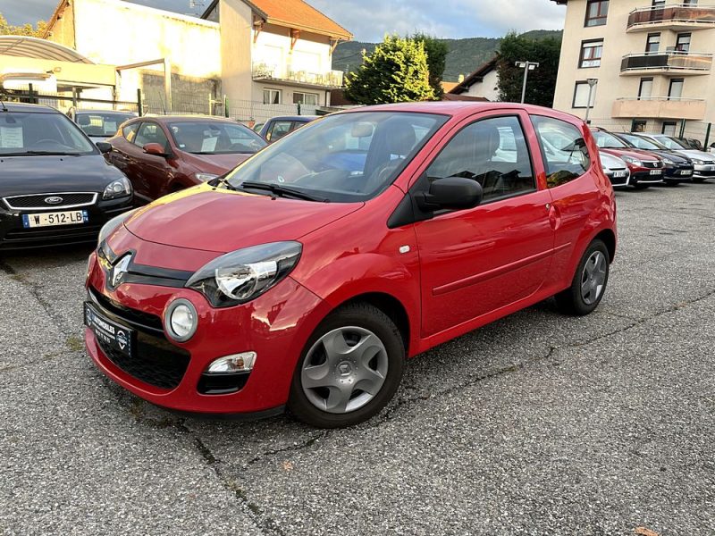 RENAULT TWINGO II 1.2i 75CV