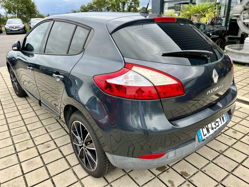 RENAULT MEGANE III 1.6 dCi 130CH ENERGY ECO2 BOSE