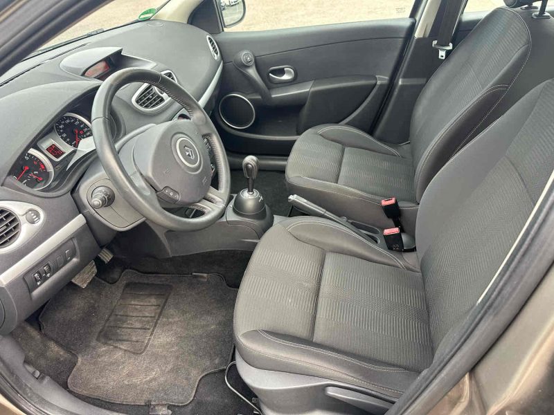 RENAULT CLIO III 1.2 LEV 75 AUTOMATIQUE